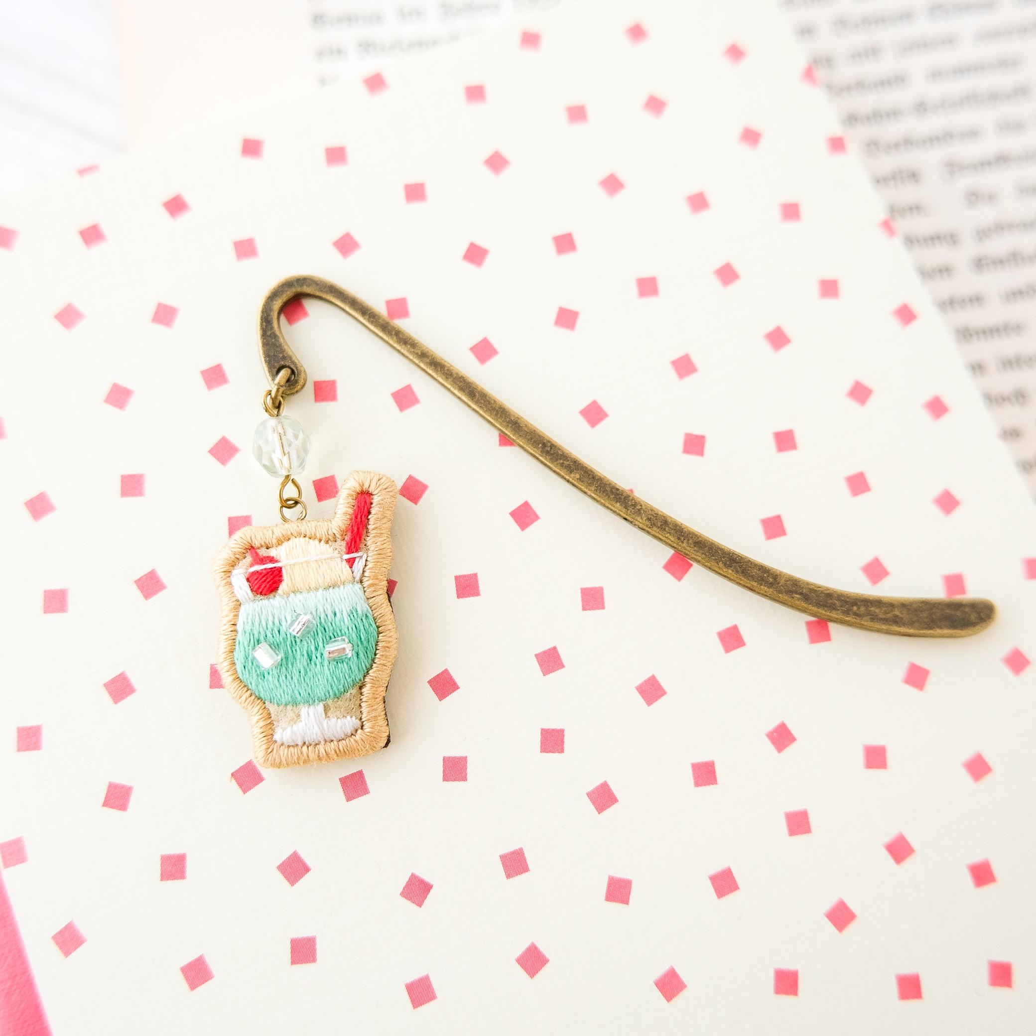 cafeブックマーカー(クリームソーダ・メロン)　＊刺繍1枚目の画像